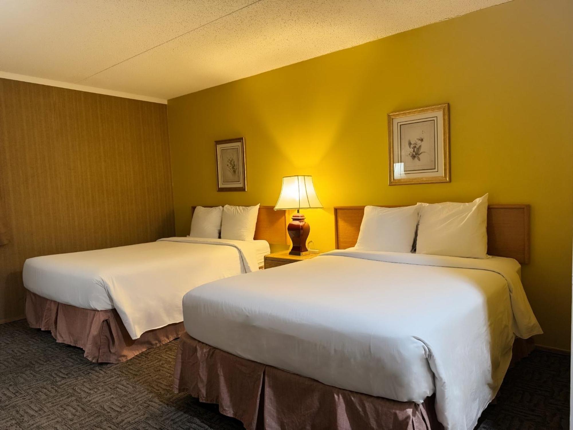 Best Stay Inn Melville Экстерьер фото